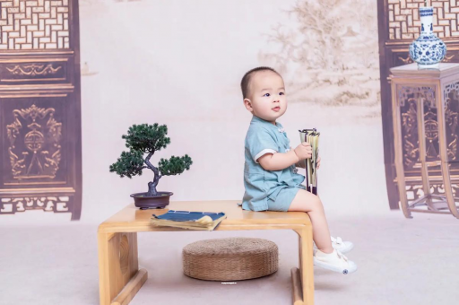 信阳孕妇肚子上的黑线